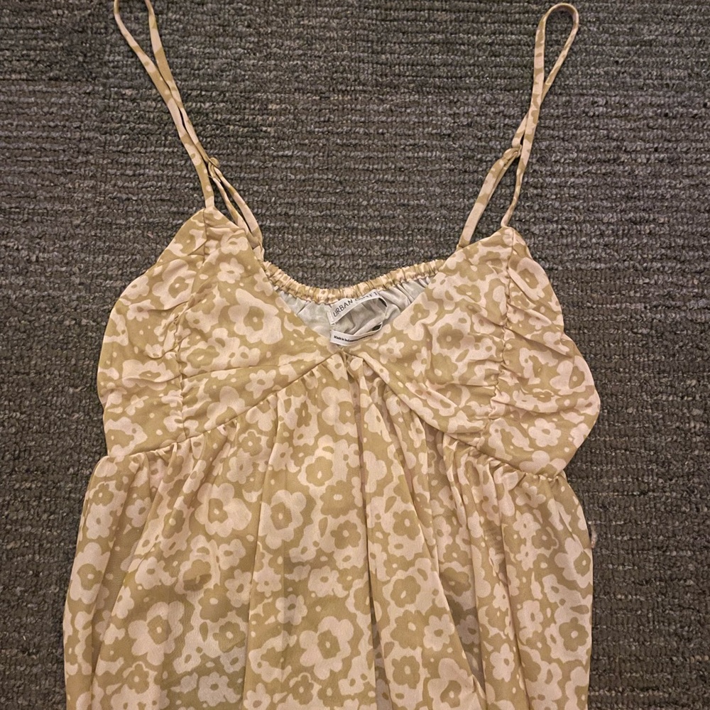 UO tank top